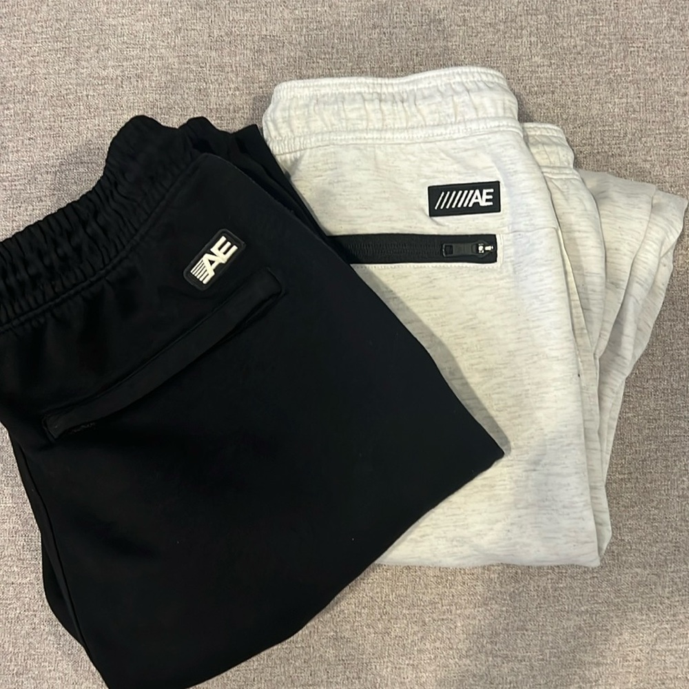 2 pairs of AE joggers small TALL